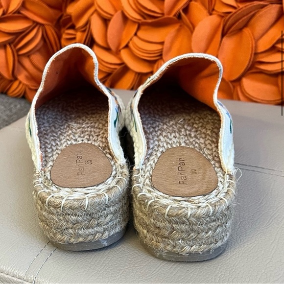 ❣️PariPari Embroidered Slide On Espadrille Clogs❣️ - Picture 4 of 9